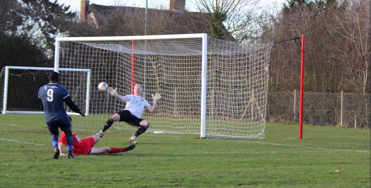 First defeat of the season for Henley Henley Athletic FC Henley